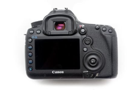 canon-5d-mark-iii-camera-rear-view